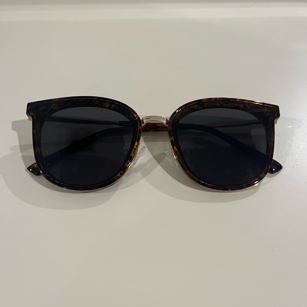 Wear Me Pro Brown Oversized Square Sunglasses